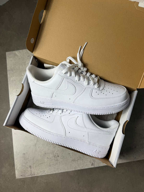 AIR FORCE 1 WHITE