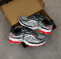 Saucony Pro Grid Omni 9 Red White
